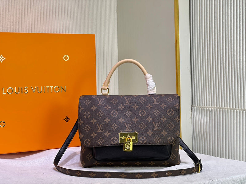 BAG LV