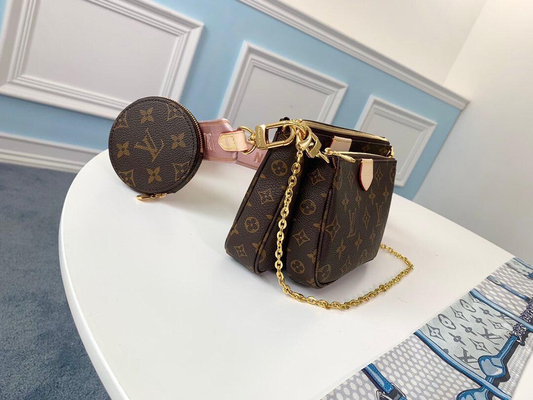 LV MULTI POCHETTE ACCESSOIRES ROSE CLAIR