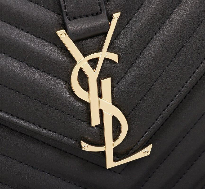 YSL BORSA ENVELOPE GRANDE IN PELLE GOFFRATA GRAIN DE POUDRE TRAPUNTATA